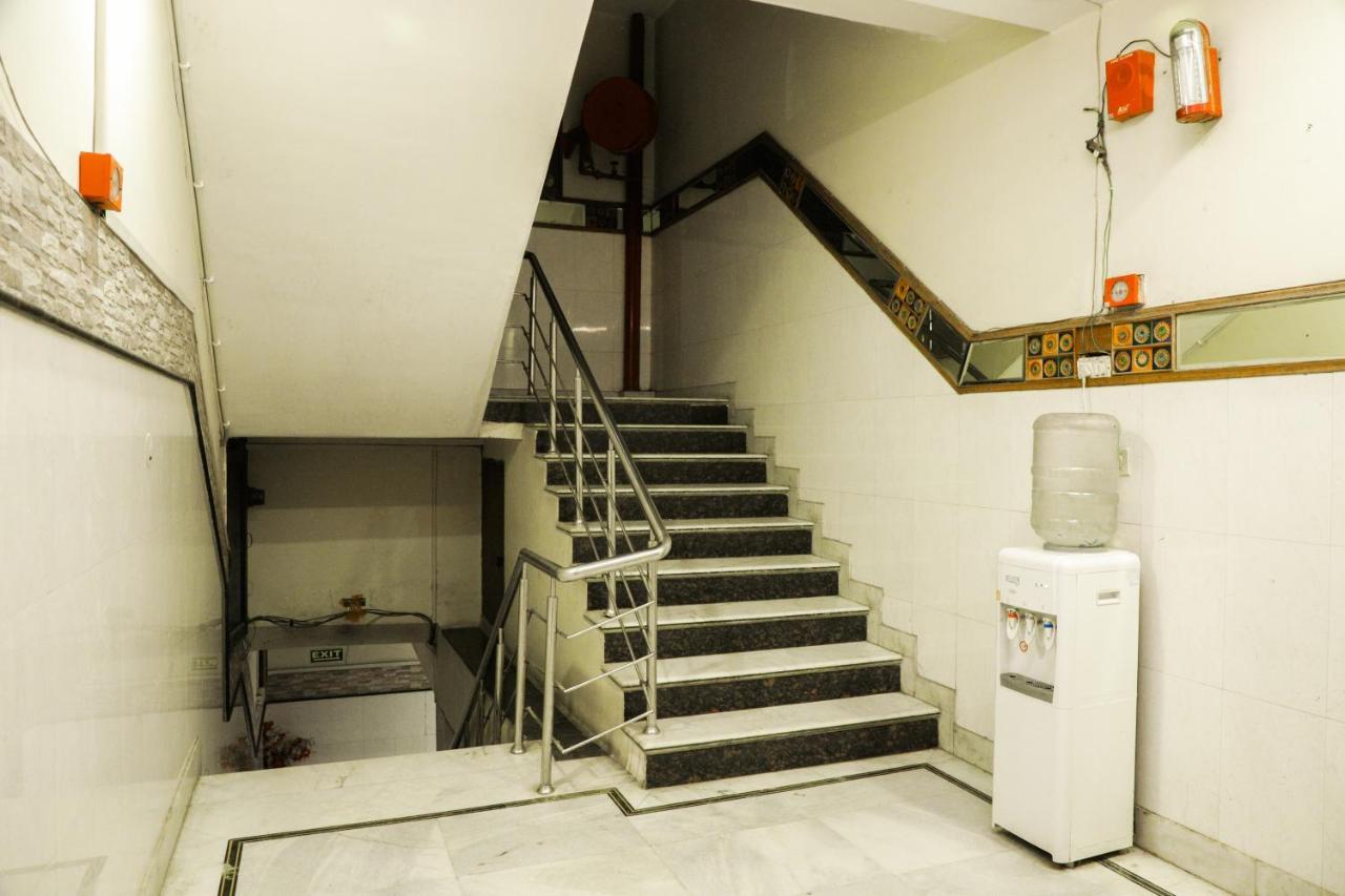 Hotel Centra Inn ニューデリー エクステリア 写真