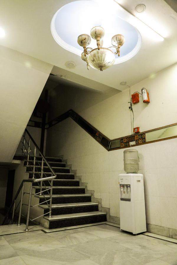Hotel Centra Inn ニューデリー エクステリア 写真
